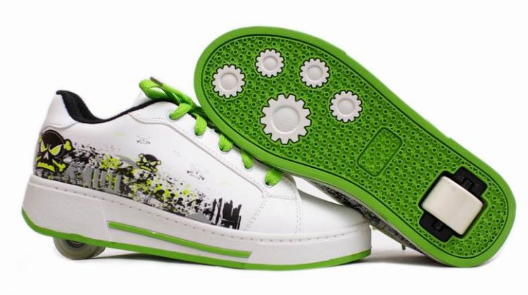 Zapatillas con ruedas baratas