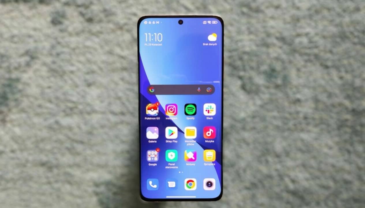 Best Xiaomi Small Screen Phones (2024 RANKING)